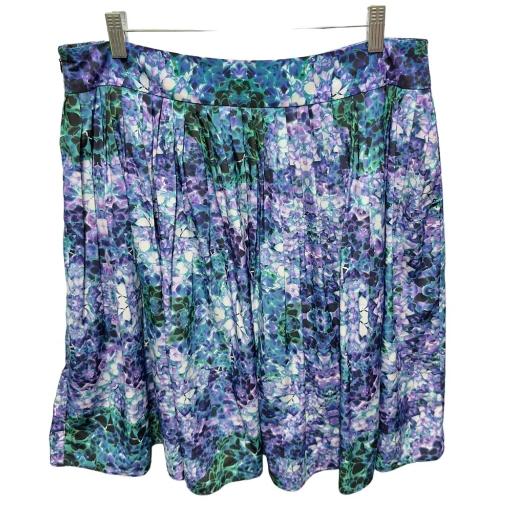 Silky Satin Matte Knit Watercolor Pleated Floral Full Flare Mini Skirt